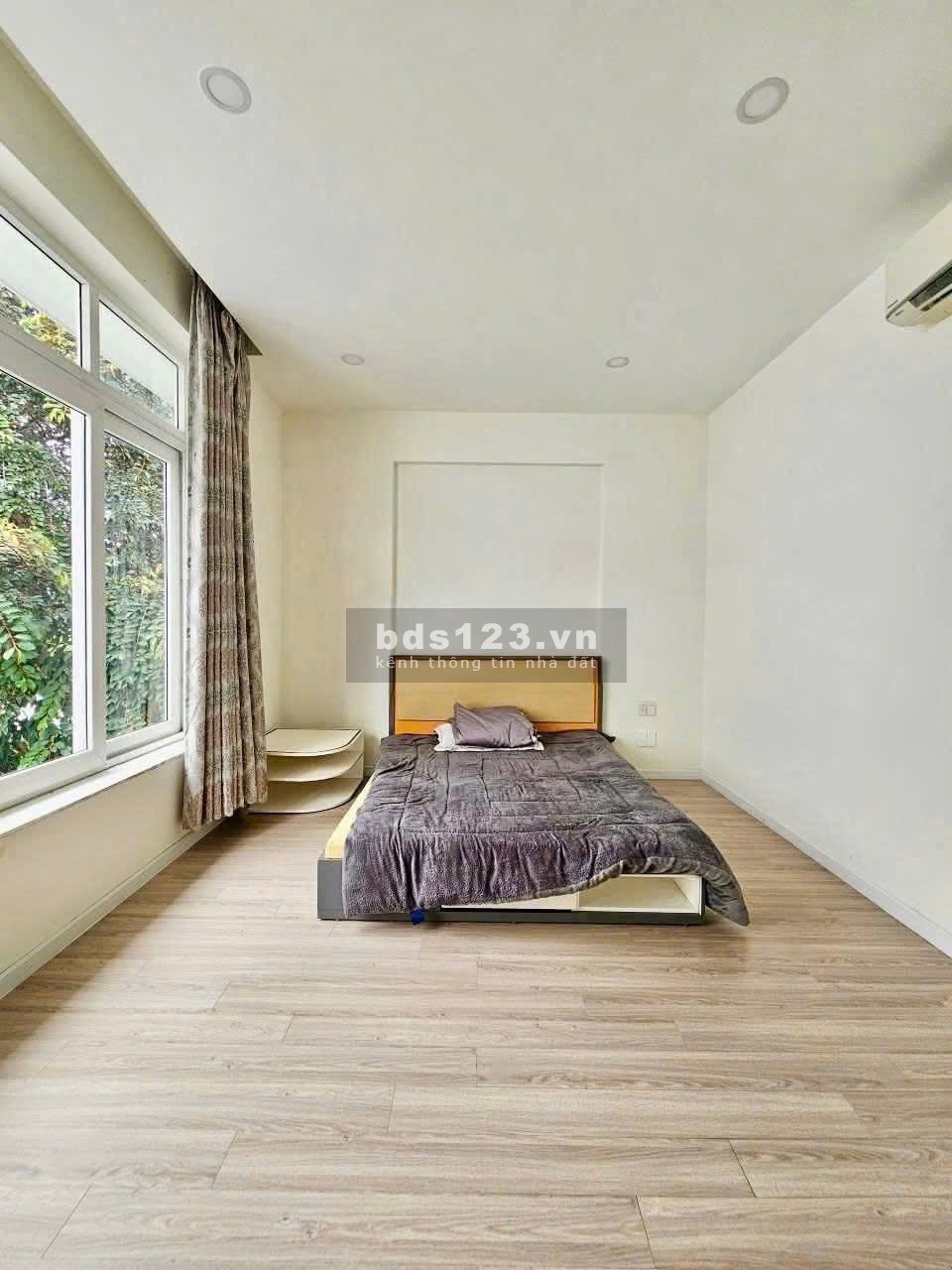 Cho thuê nhà phố rộng thoáng mục đích ở hoặc kết hợp văn phòng