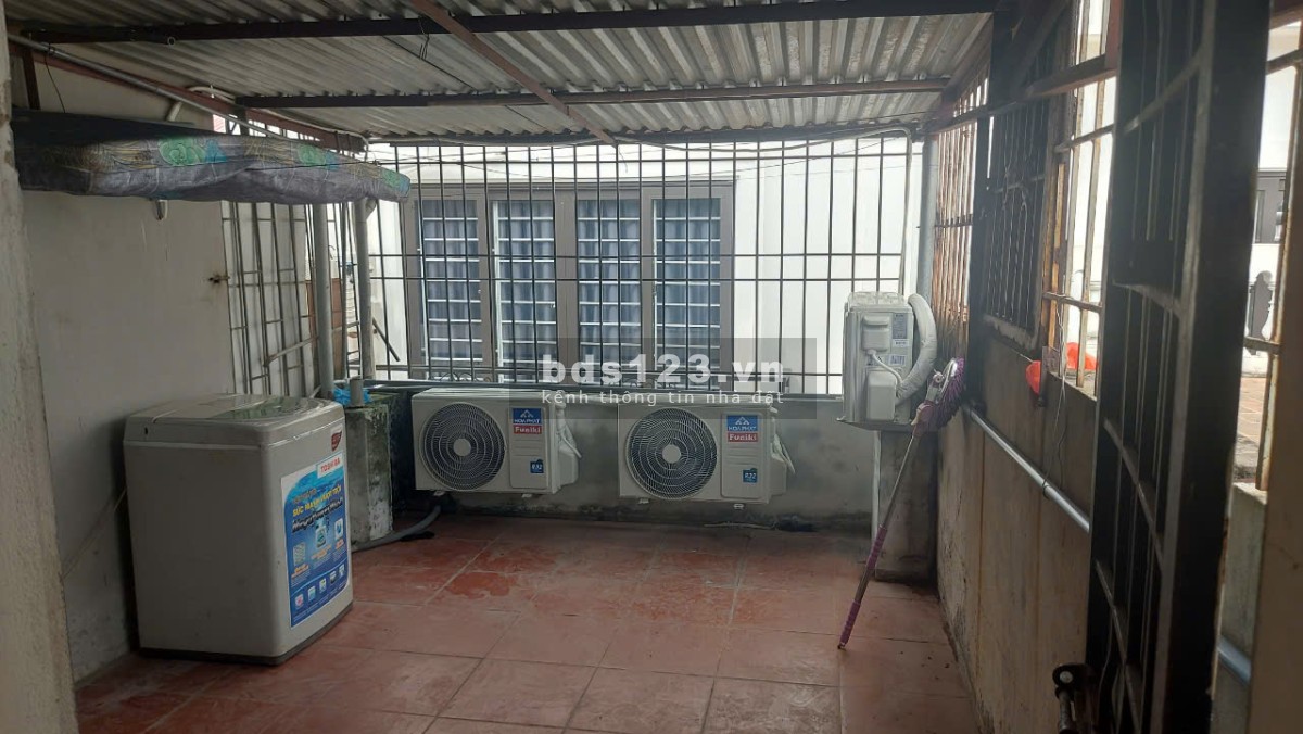 Cho thuê nhà chính chủ 5 tầng ngay đầu ngõ 142 đường Kim…