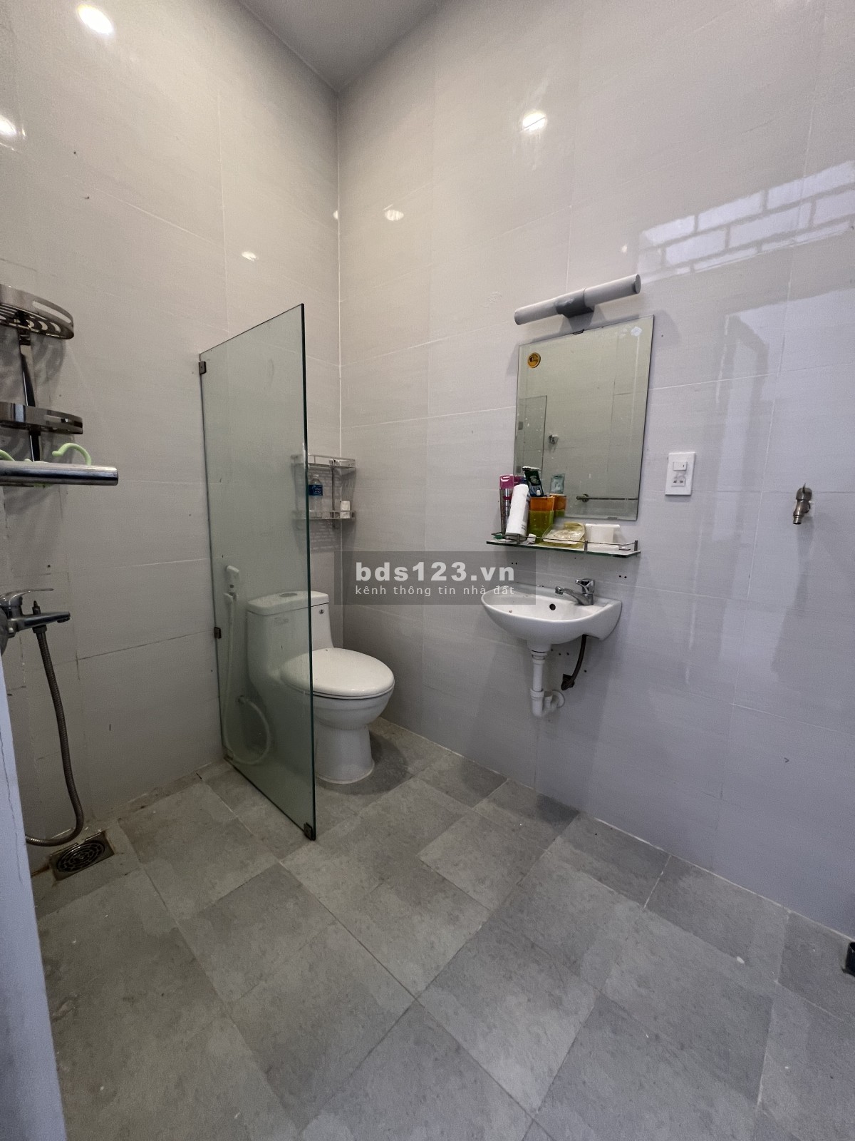 Bán nhà hẻm oto Phú Thuỷ Phan Thiết cũ