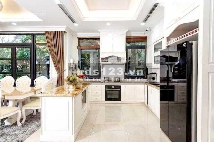 Bán nhà Bạch Mai Thang máy xây mới 45m2 chỉ nhỉnh 8 tỷ