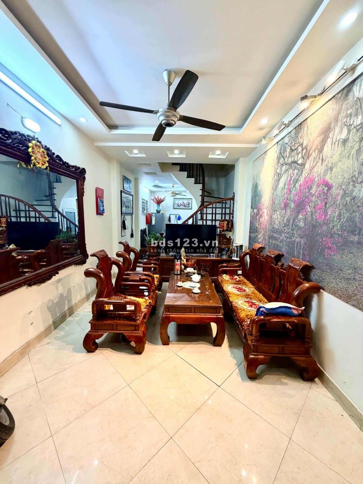 Bán nhà Bạch Mai 60m2 thang máy mới ở ngay chỉ 12 tỷ.