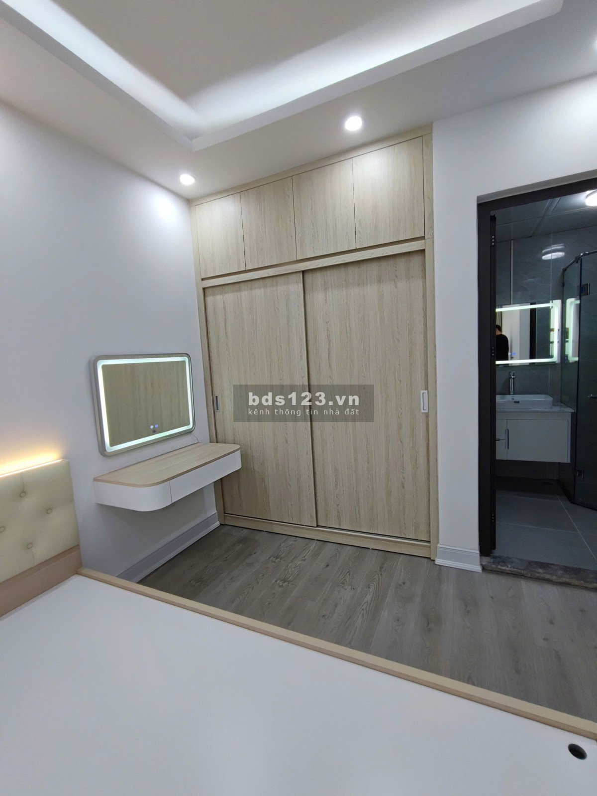 Tôi bán chung cư của mình tại Hemisco xala cạnh bv K, quân y 103