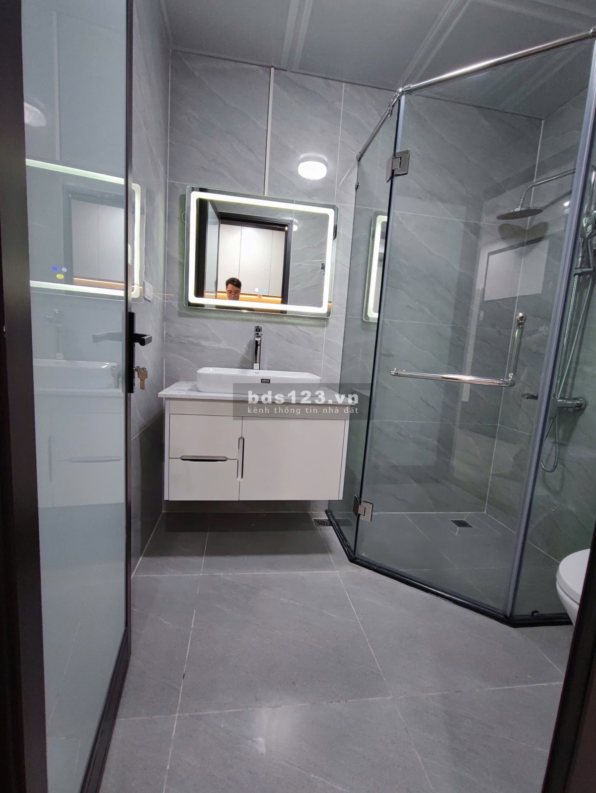 Tôi bán chung cư của mình tại Hemisco xala cạnh bv K, quân y 103