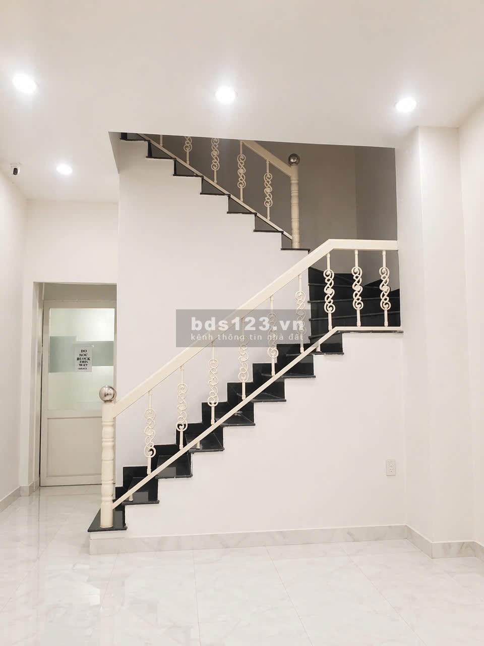 HẺM XE HƠI THÔNG - NGAY ĐH TÀI CHÍNH - THÔNG SÔ ĐẸP - 4X15M -…