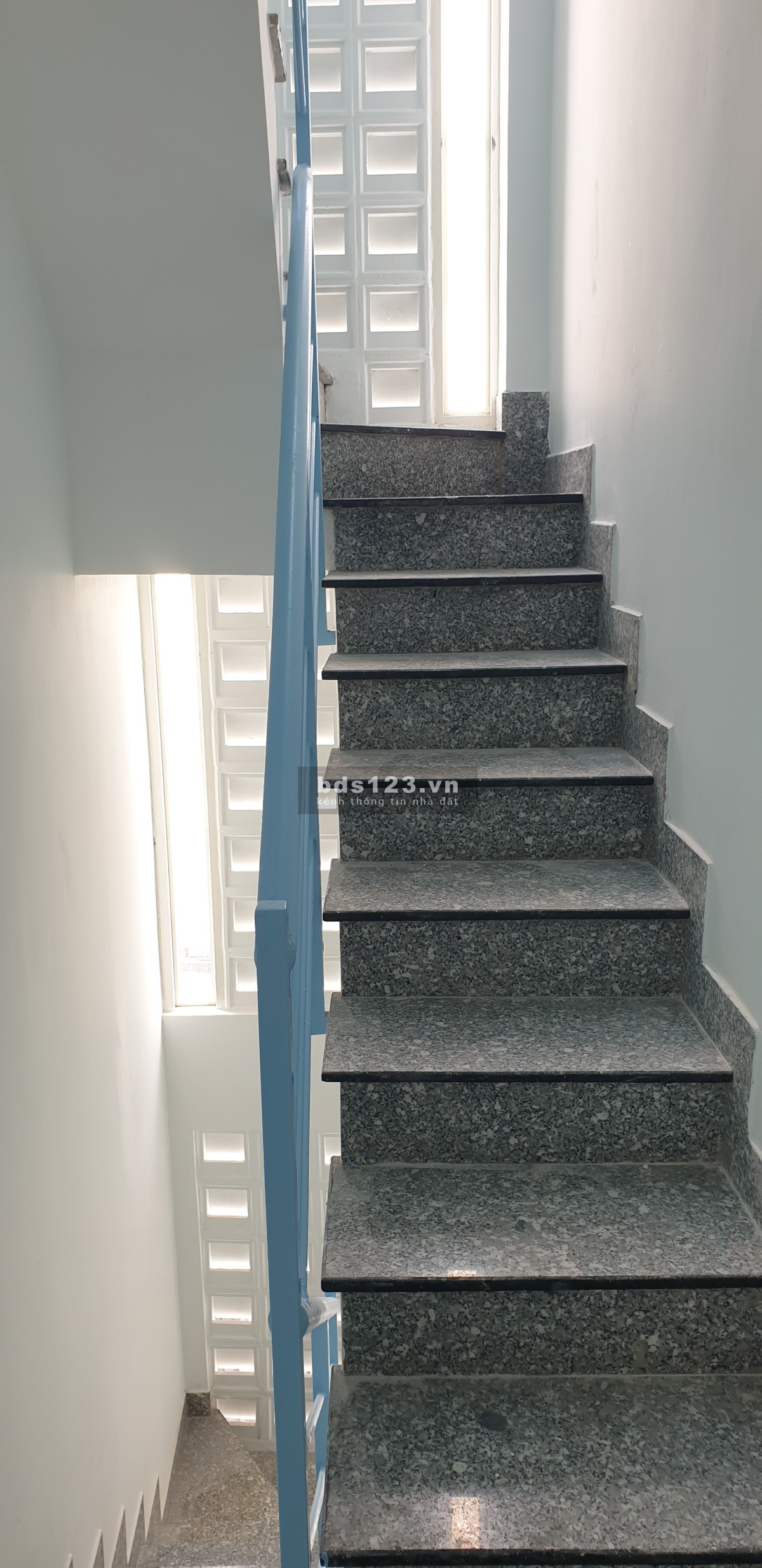 Phòng đẹp, cửa sổ, thang máy, an toàn PCCC, nhiều tiện ích,…