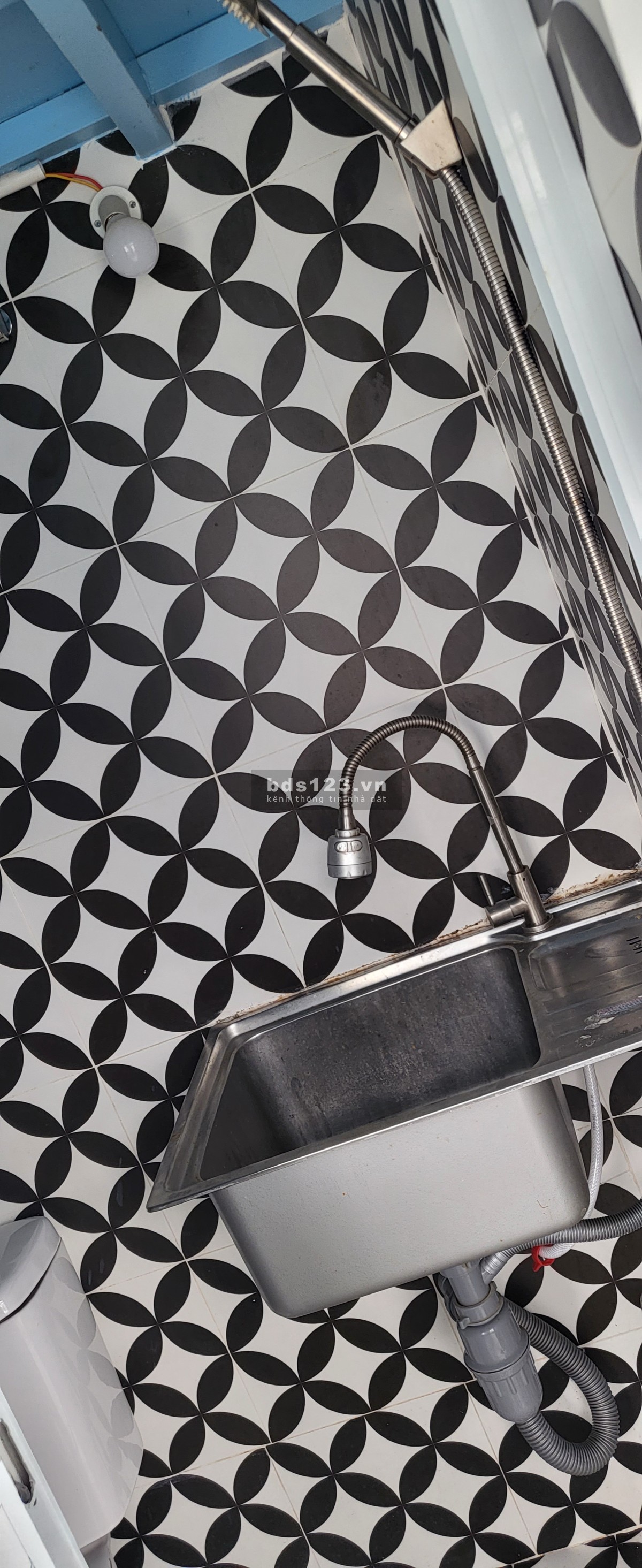 Phòng đẹp, cửa sổ, thang máy, an toàn PCCC, nhiều tiện ích,…