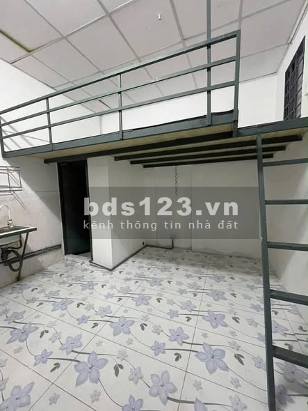 Cho thuê mặt tiền 74/1A Phan Văn Hớn, Q12 - 2.8 triệu/tháng