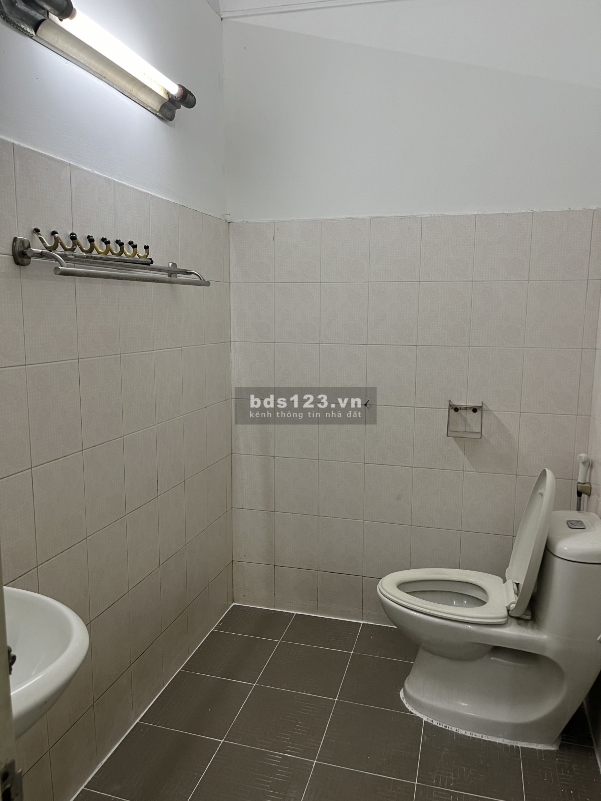 Cho thuê nhà Phạm Văn Chiêu, An Hội Tây