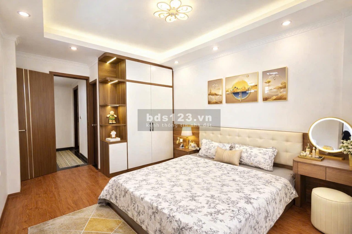 NHÀ ĐẸP XUÂN ĐỈNH – 3 THOÁNG – Ô TÔ CỬA – Ở NGAY KHÔNG…