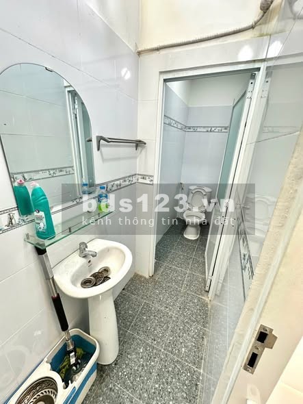 Ký túc xá 4 người tiện nghi, sau lưng Trường NTT, Quận 12