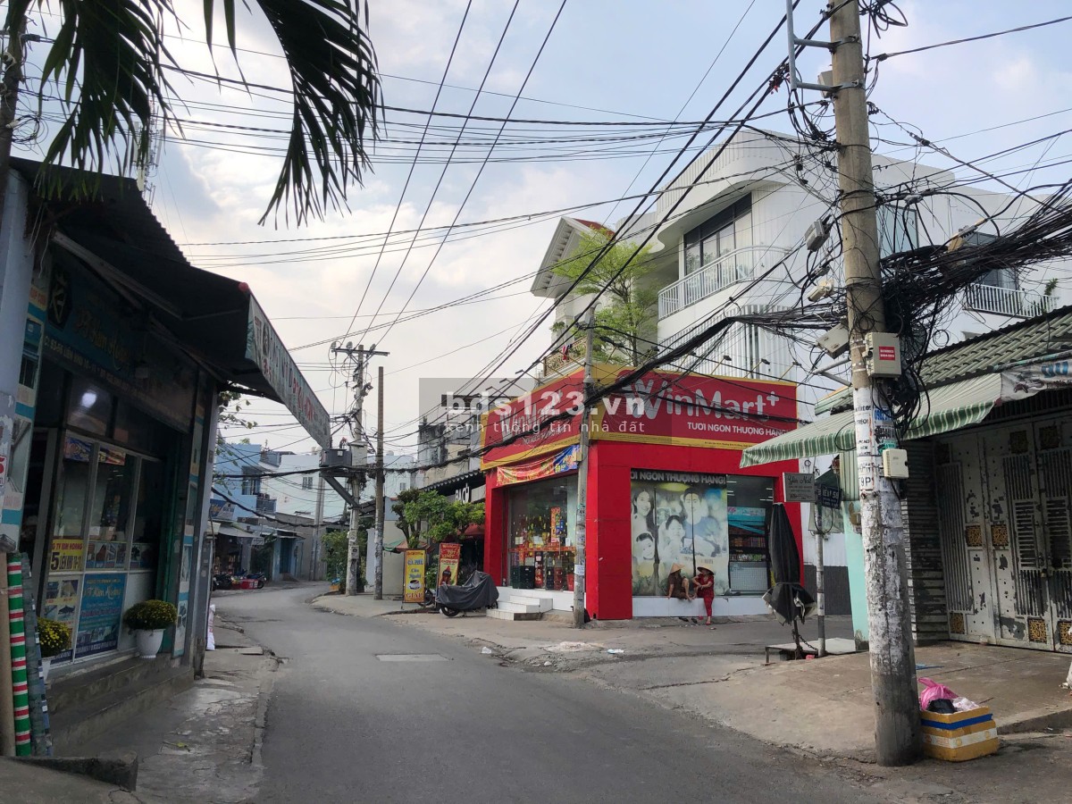 Bán nhà 70m2 tại 59 Liên khu 10 - 11, 70m2, 2PN + 1WC, Bình Tân, HCM.