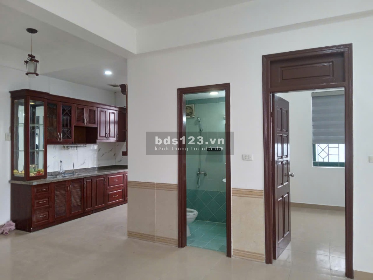 Chính chủ cho thuê lâu dài CH CC đầu hồi 90m2, 3PN, 2WC. ĐT…