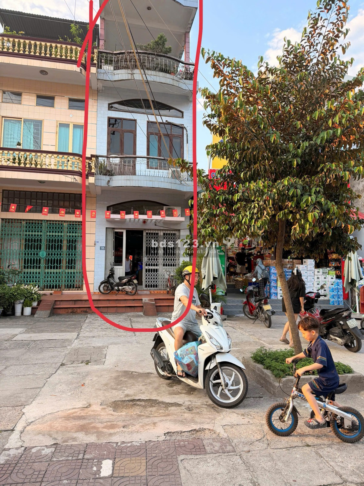 Bán nhà mặt phố Lý Thường Kiệt, gần chợ Cửa Ông, Đền…