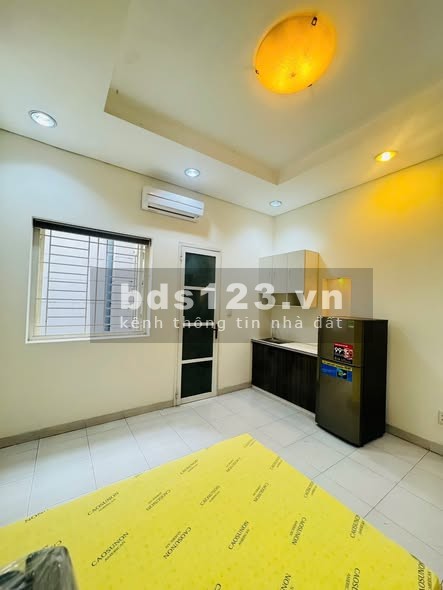 Phòng trọ 25m2 full nội thất, có cửa sổ trời tại 82/14…