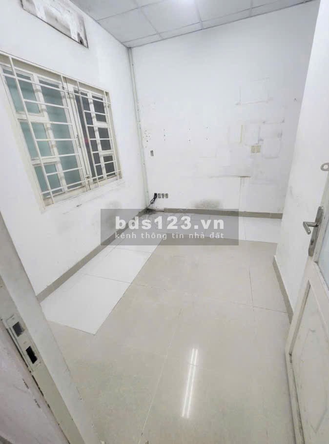 Cho thuê nhà MT 3 lầu 112 Phan Văn Hân P17 Bình Thạnh tiện kinh doanh