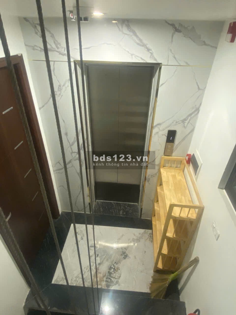 51m2 NHÀ 7 TẦNG, THANG MÁY, MẶT ĐƯỜNG ĐA LỘC, GARA Ô TÔ,…