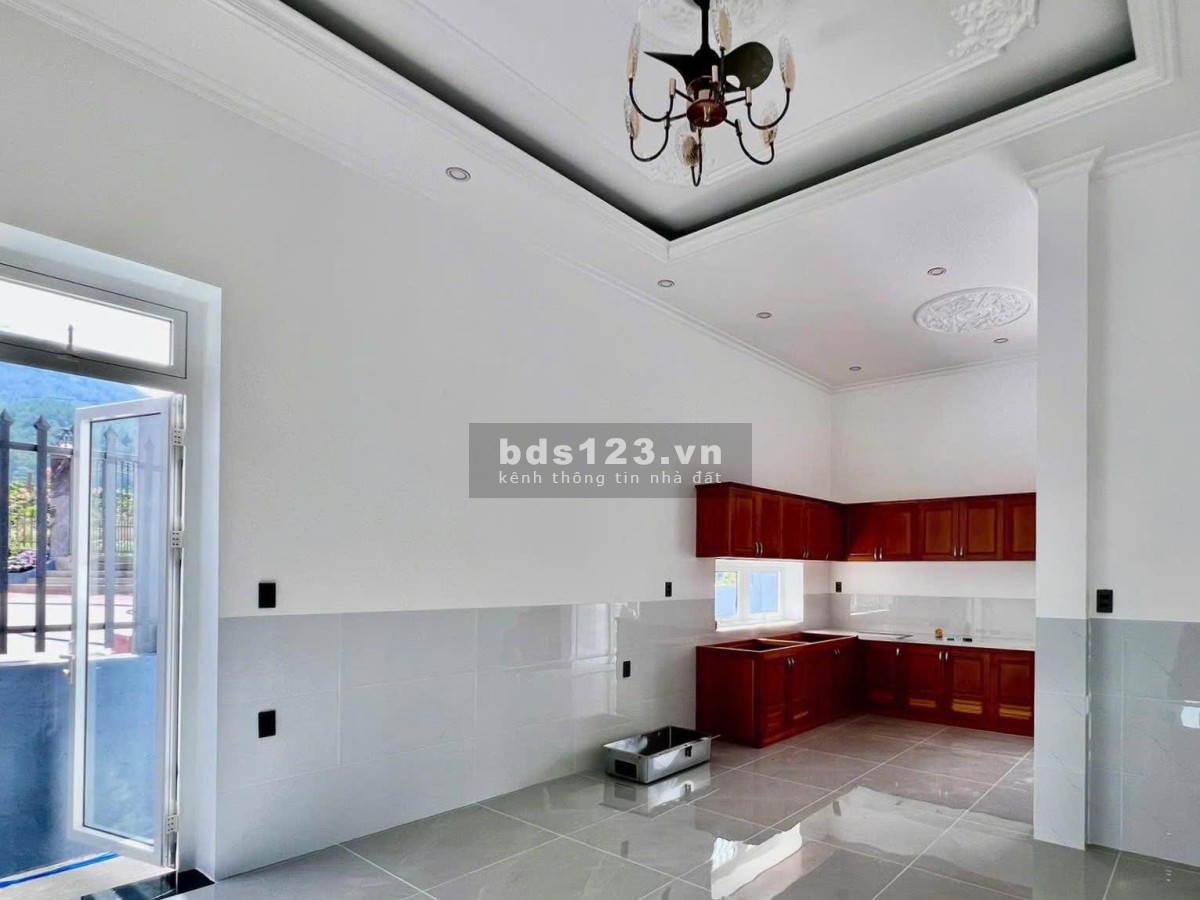NHÀ NGHỈ DƯỠNG KIÊN CỐ – KHÔNG GIAN SỐNG XANH – GIỮ GIÁ TRỊ LÂU DÀI