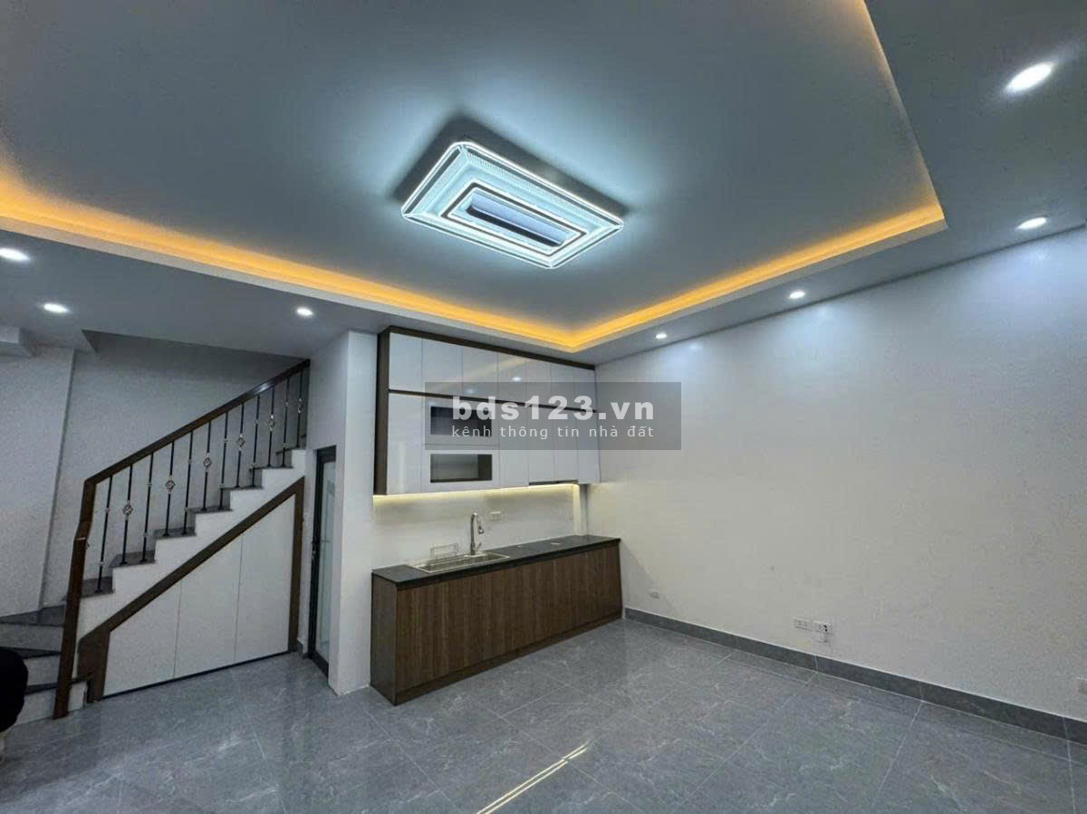 Cần bán nhà ngõ 20 Hồ Tùng Mậu - NGÕ THÔNG OTO - LÔ GÓC…
