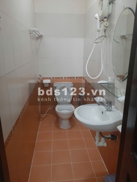 Chính chủ cần bán 4 căn nhà liền kề Trần Hưng Đạo,…