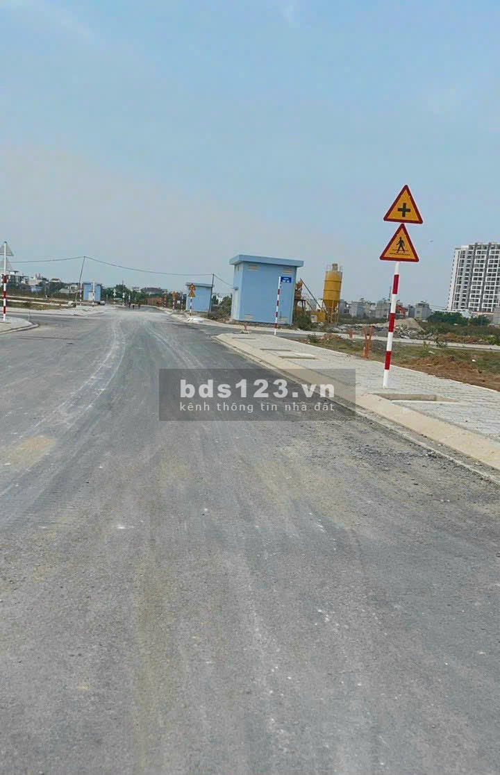 Chuyên bán đất nền thuộc dự án ĐH Quốc Gia 245,Phường Phú…