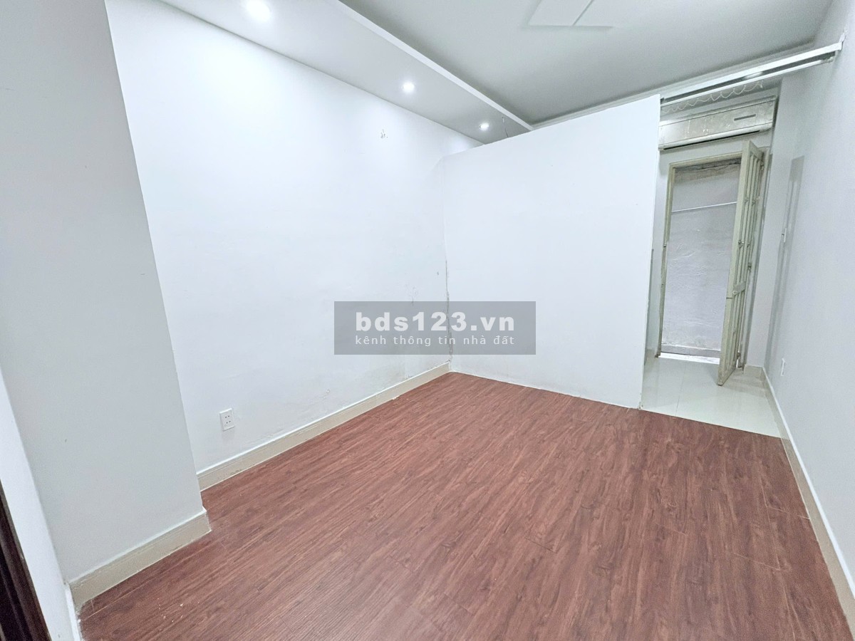 PHÒNG ĐẸP NGUYỄN VĂN THƯƠNG GIÁ MỀM – DỌN VÀO Ở NGAY