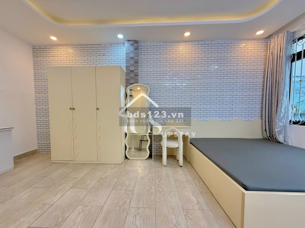 Cho thuê căn hộ dịch vụ 40m2 ở Tân Bình, Hồ Chí Minh, 8.2 triệu/tháng.