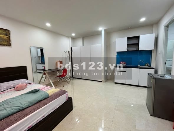 Cho thuê phòng 30m2 full nội thất tại 74 Thạch Thị Thanh, P.…