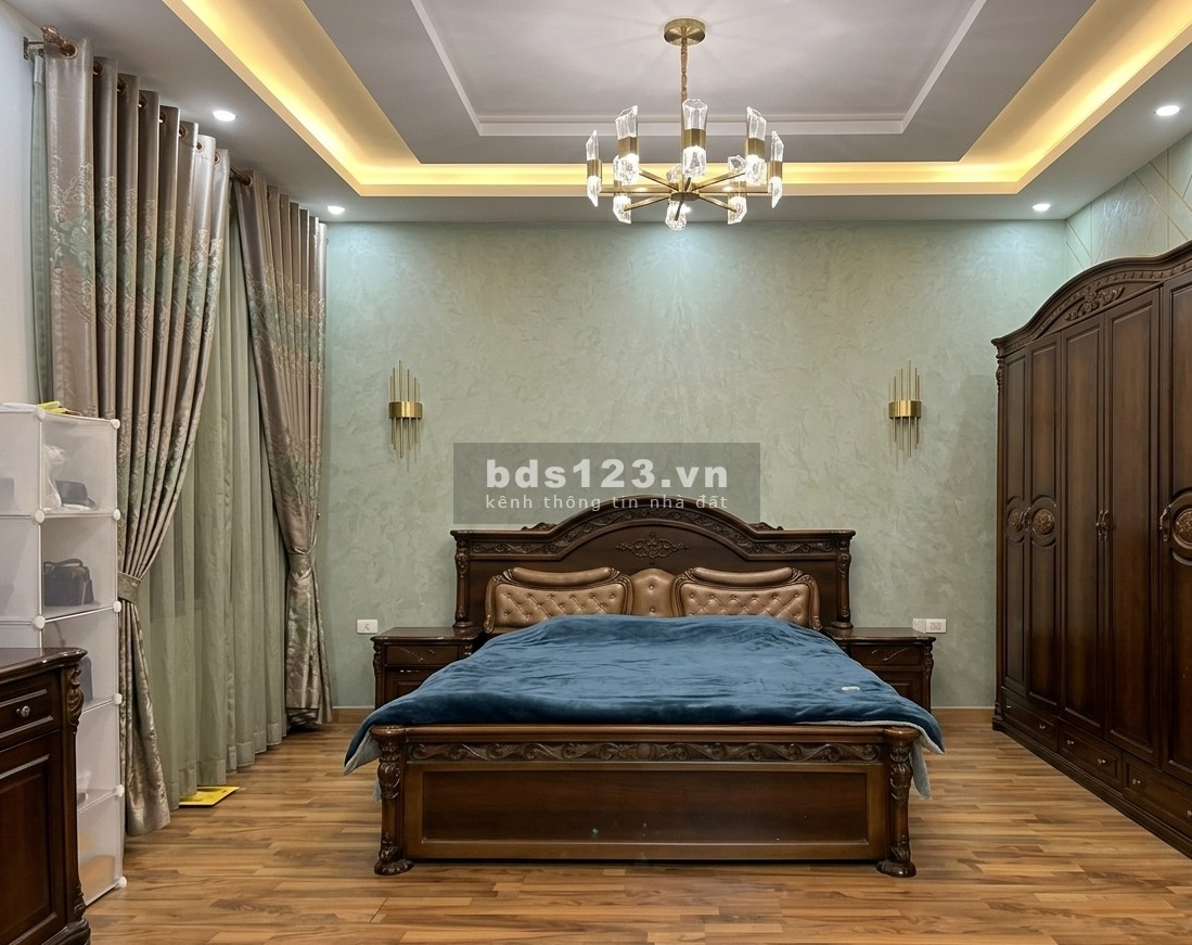 Bán nhà riêng DT133 m2 tại phố Khương Trung cách vành đai 2.5…