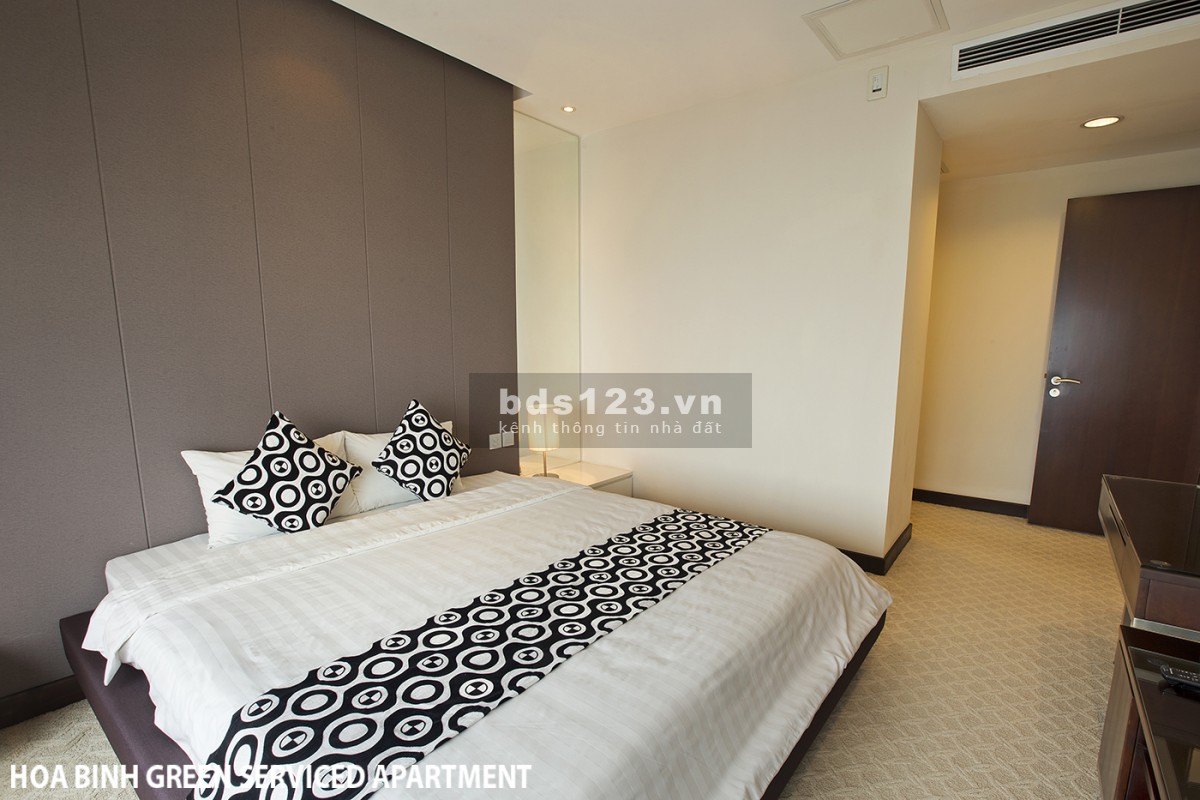 Bán CC Hòa Bình Green Apartment, 124m2, 3PN, 2WC, giá 12,4 tỷ