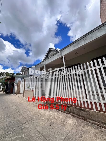 BÁN GẤP NHÀ ĐƯỜNG LÊ HỒNG PHONG, ĐÀ LẠT GIÁ BÁN 5.5 TỶ