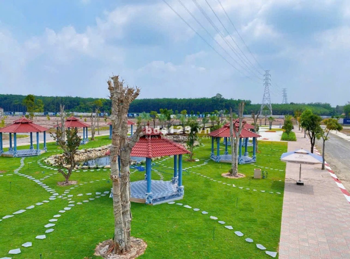 Đất nền Khu đô thị Bắc Sài Gòn, sổ riêng, xây dựng tự do 100% thổ cư, 39 tiện ích nội khu