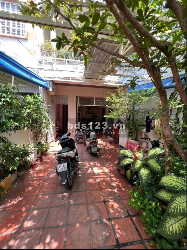 Bán nhà đường Tản Viên - Nha Trang, cách biển chỉ 2km