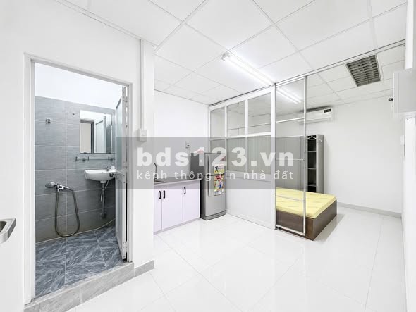Cho thuê căn hộ dịch vụ 1PN+1PK full nội thất Phan Đăng Lưu,…