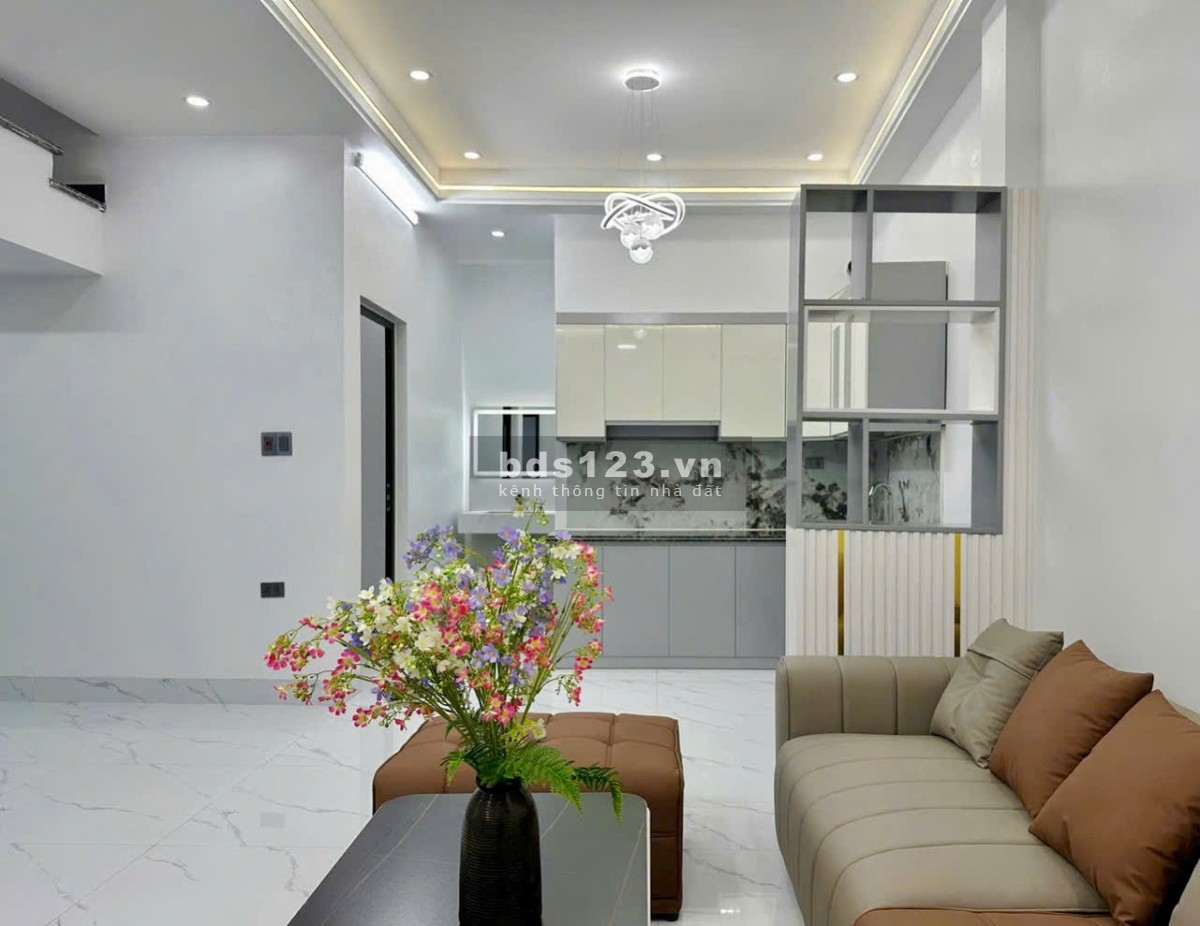 HÀNG HÓT phân khúc hơn 5 tỷ tại TT Bình Thạnh, Nhà 3 Tầng ,…