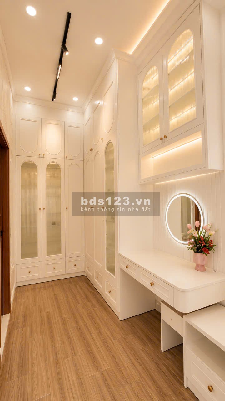 NHÀ MỚI Ở NGAY - SÁT MẶT TIỀN - NGANG 6M - CẠNH PHÚ MỸ HƯNG…