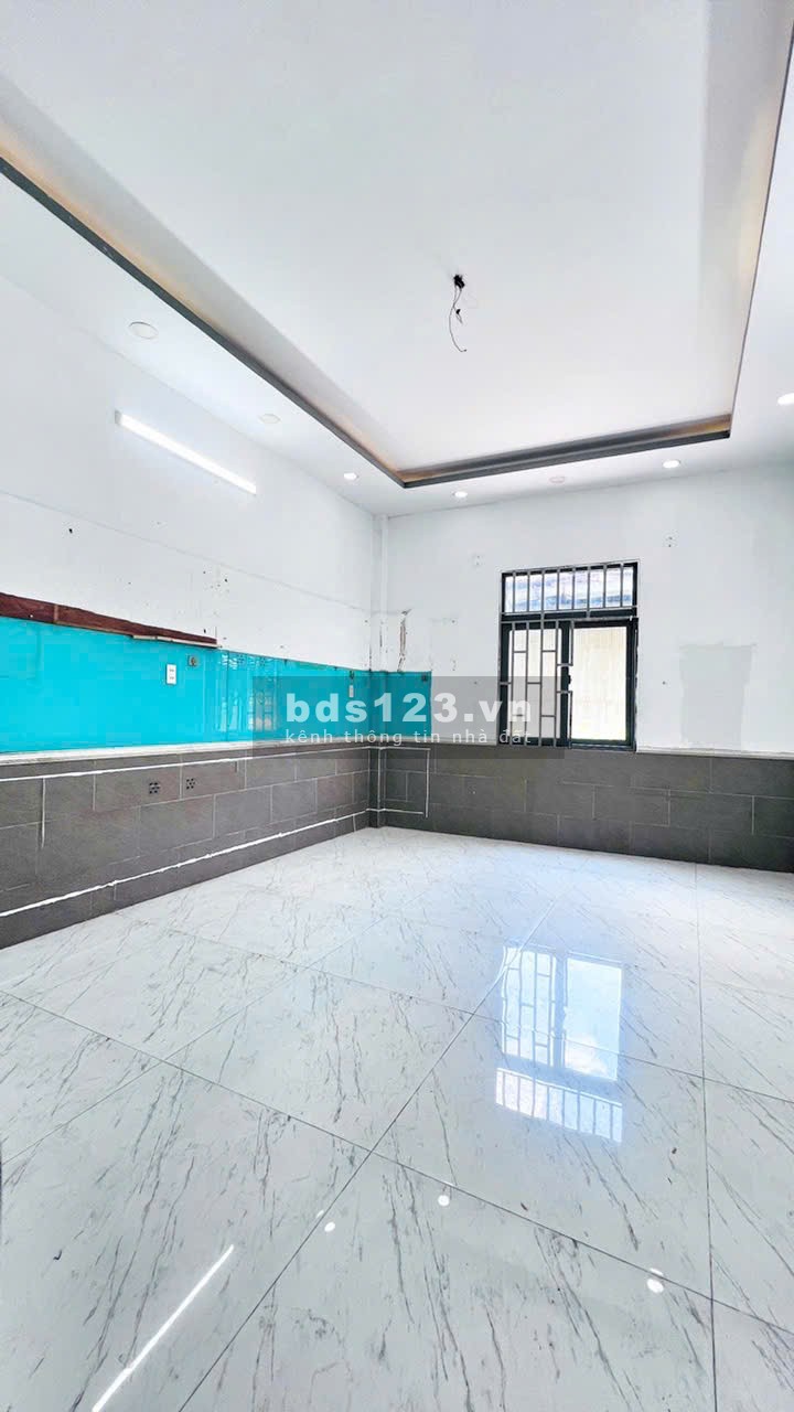 NHÀ HẺM XE HƠI BÙI VĂN BA – 4PN – SÂN THƯỢNG – FULL CÔNG…