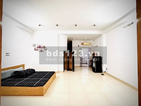 Cho thuê Studio ban công Phạm Cự Lượng, Phổ Quang, gần sân…
