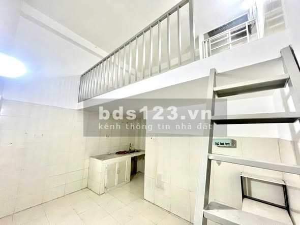 Cho thuê phòng trọ gác lửng 20m² tại Nguyễn Văn Quá, Quận 12