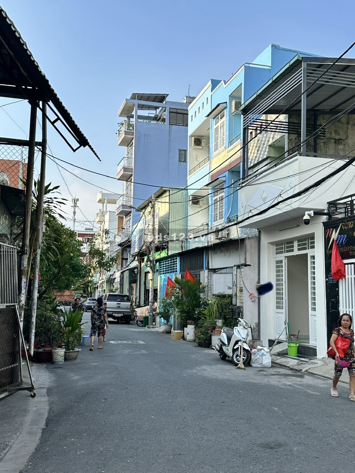 CHO THUÊ NHÀ NGUYÊN CĂN – NHÀ MỚI SƠN SỬA - HẺM XE HƠI,…