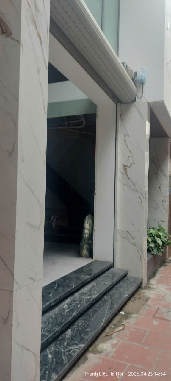 Nhà cực rộng Kim Giang, Cầu Dậu, Linh Đàm 73m5T; 6 ngủ thang…
