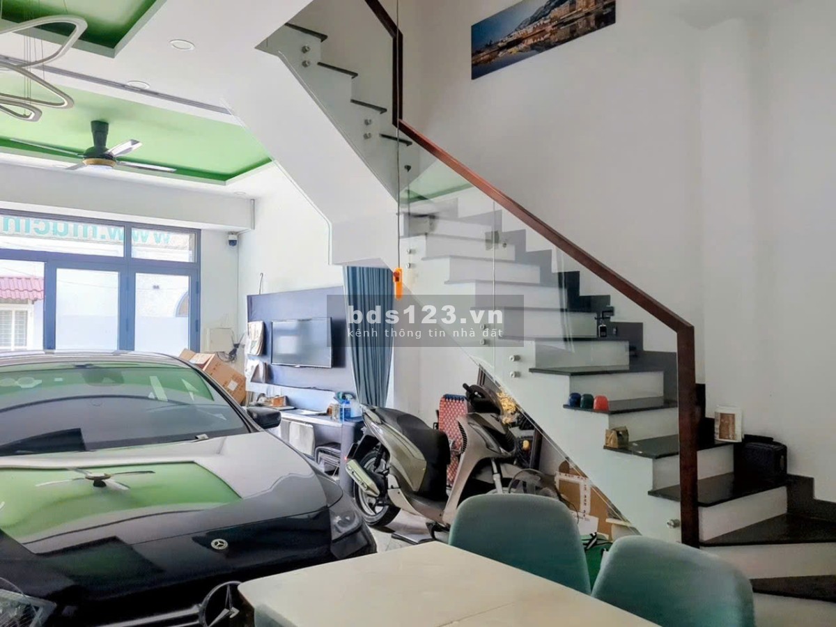 SIÊU PHẨM 4 TẦNG - KHU HIMLAM Q7 - XE HƠI 7 CHỖ NGỦ TRONG NHÀ -…