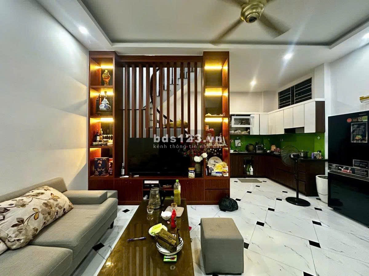 Hơn 8 tỷ có ngay NHÀ MỚI - LÔ GÓC - NGÕ THÔNG 35.5m2* 5T phố…