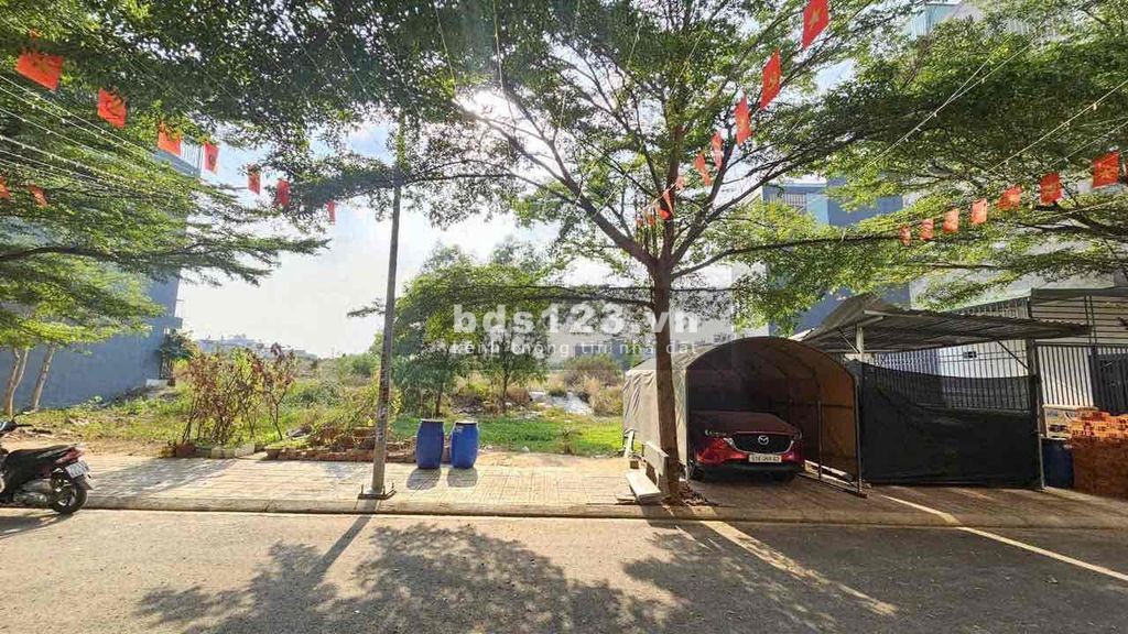 Bán gấp đất ngay QL50 gần Bến xe Quận8