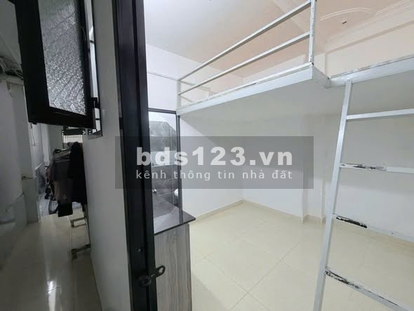 Phòng gác 3.4 triệu đường Võ Oanh, gần UTH, Hutech, Hồng Bàng
