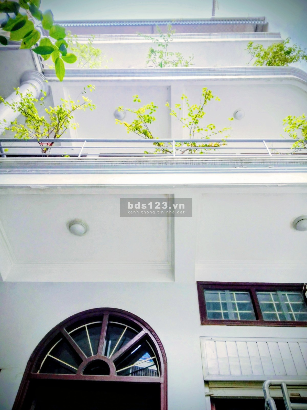 Bán nhà phố Khương Trung thông vành đai 2.5, 133 m2, sổ hồng,…