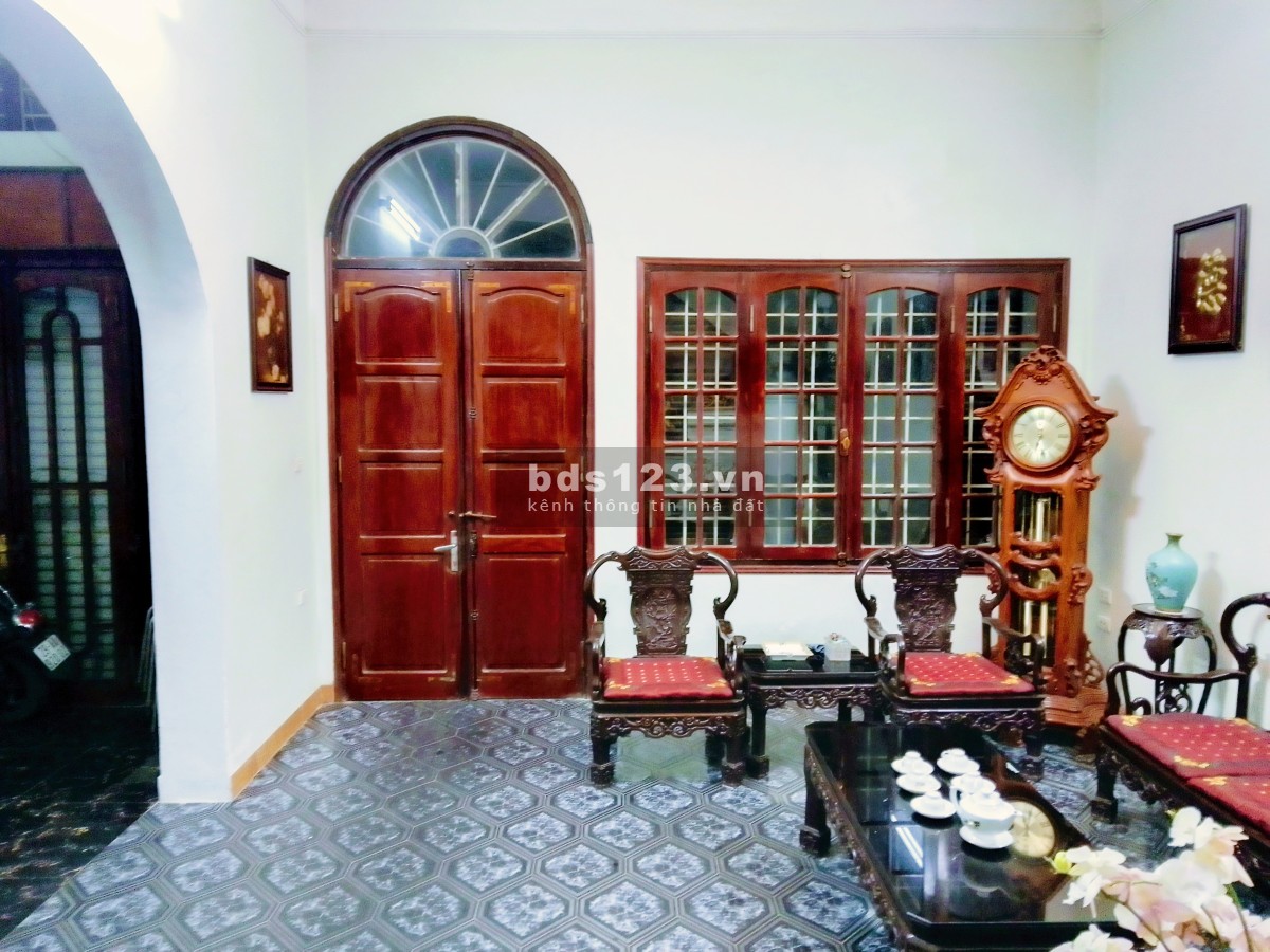 Bán nhà phố Khương Trung thông vành đai 2.5, 133 m2, sổ hồng,…