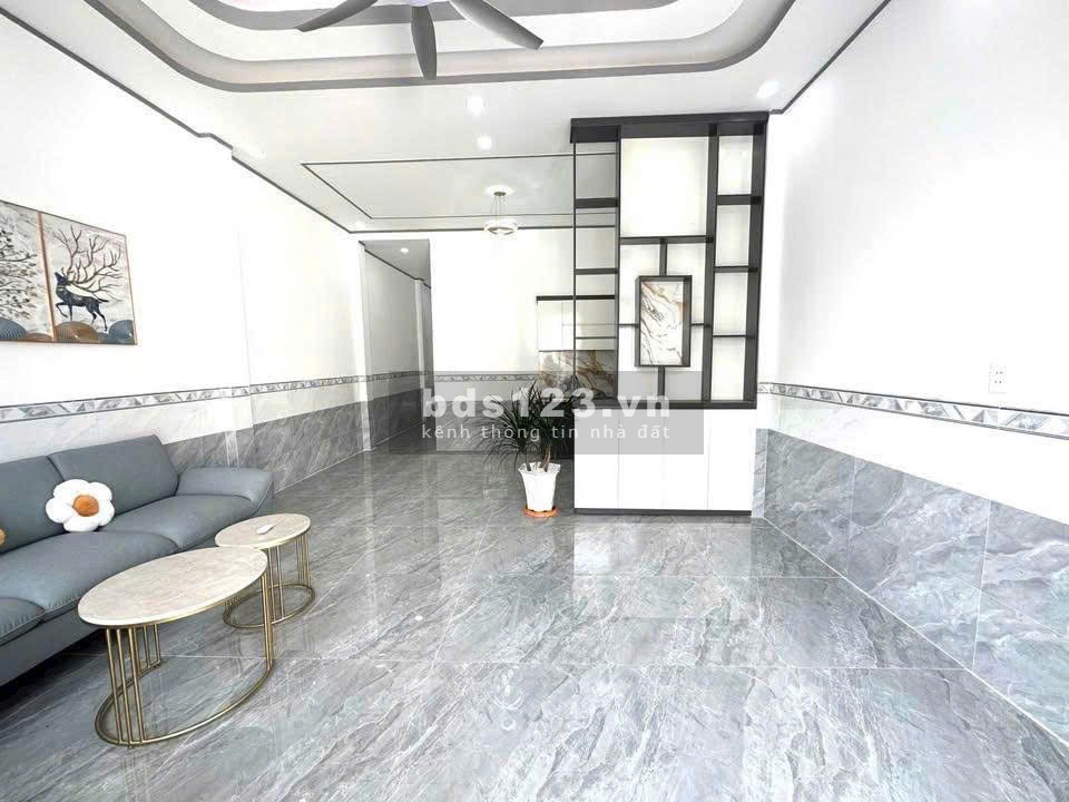  NHÀ CẤP 4 MỚI HOÀN THIỆN , SỔ RIÊNG THỔ CƯ 100% 