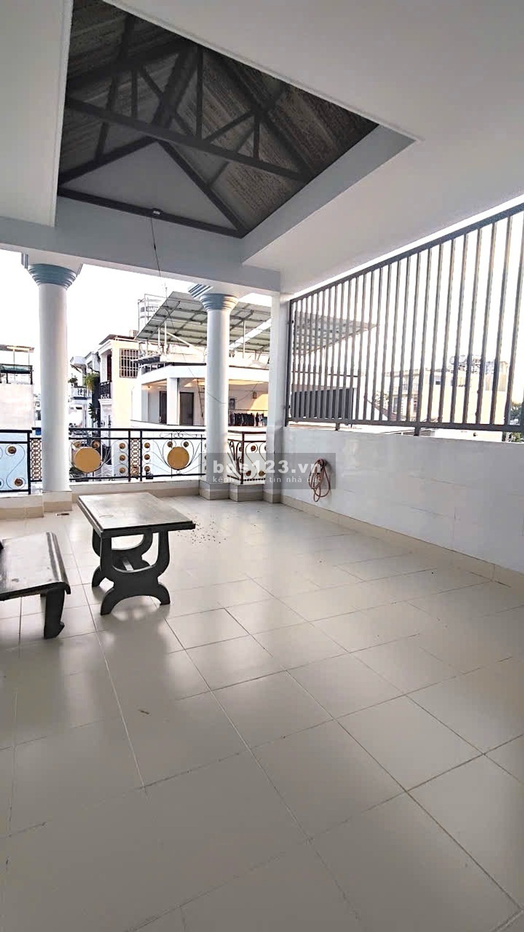 Bán nhà lê đức thọ, 4 x 16m, 4 Tầng, hẻm ô tô, giá 6.7 tỷ