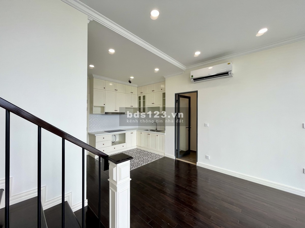 SIÊU PHẨM PENHOUSE DUPLEX DLUSSO CÓ SÂN VƯỜN RIÊNG - HOÀN THIỆN…