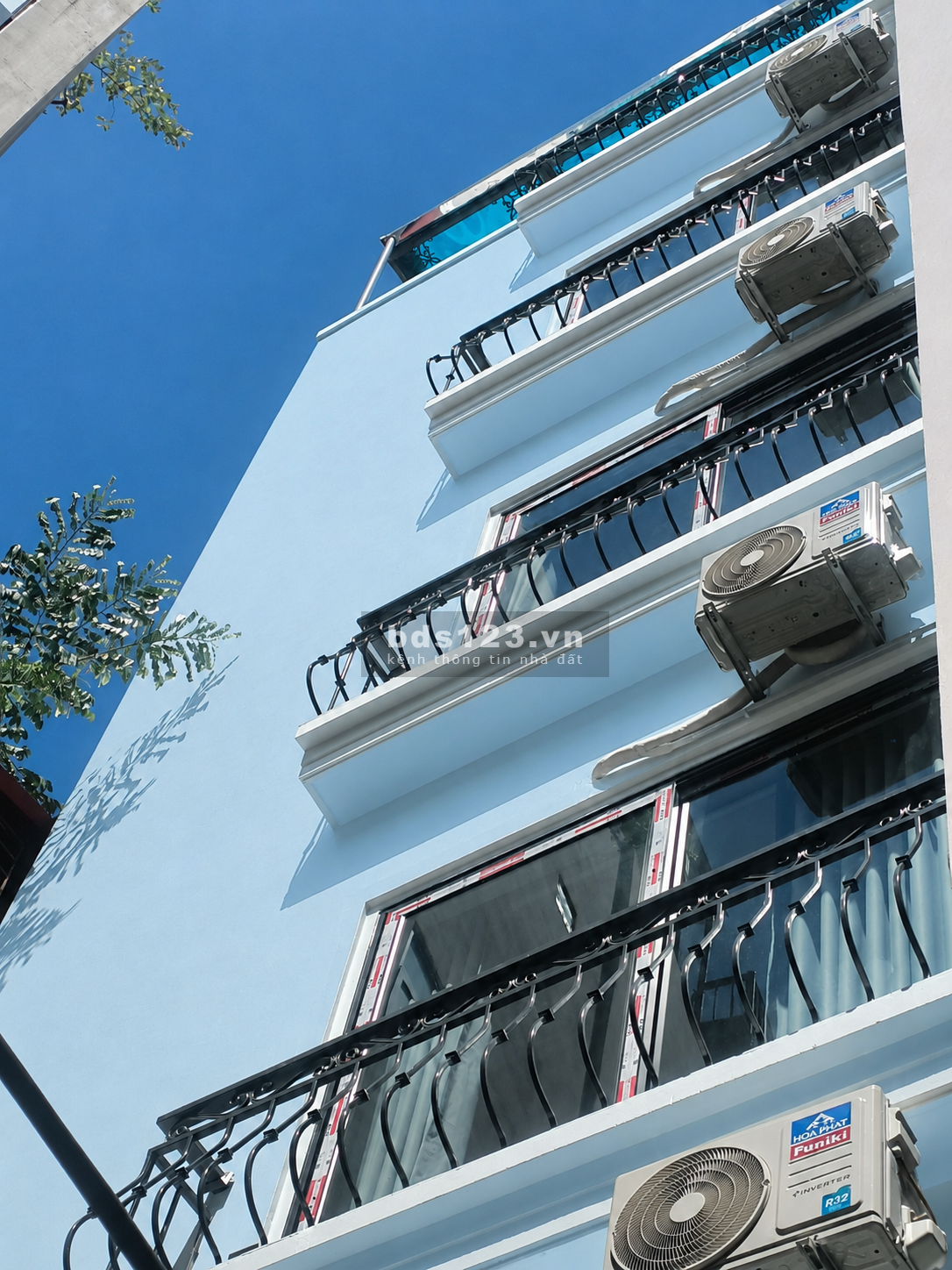 Nhà Cầu Giấy 43m2 7 tầng thang máy.